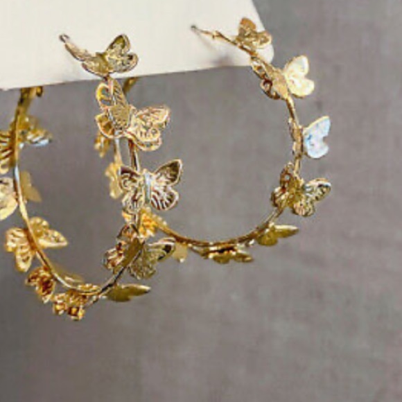 NEW 18k gold plated butterflies ๐ฆ Earrings - Picture 5 of 9